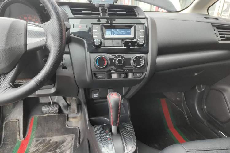 Used Honda Fit 2018 1.5L CVT Comfort Version Audio And AC Panel