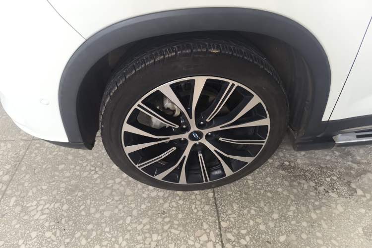 Used CHANGAN OSHAN X7 2020 1.5T Automatic Parking with Facial Recognition – Spacey & Carefree Edition
