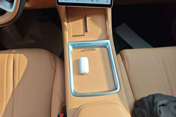 Used Geely Galaxy L7 2025 EM-i 115km Exploration+ Edition
