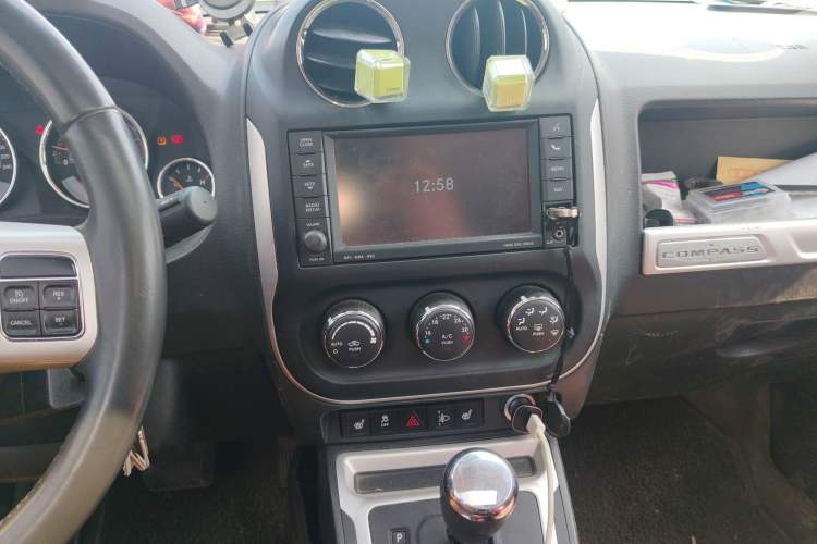 Used Jeep Compass 2014 Revised Version 2.4L Four-Wheel Drive Luxury Navigation Edition
