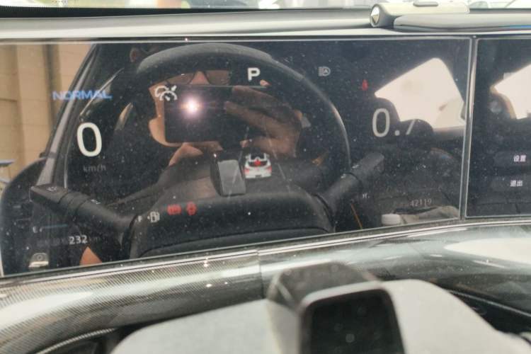 Used CHANGAN UNI-T 2022 1.5T Sport Edition Flagship Version
