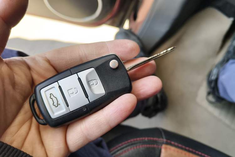 Used FORTHING Joyear X5 2015 1.6L Manual Luxury Model Vehicle Key