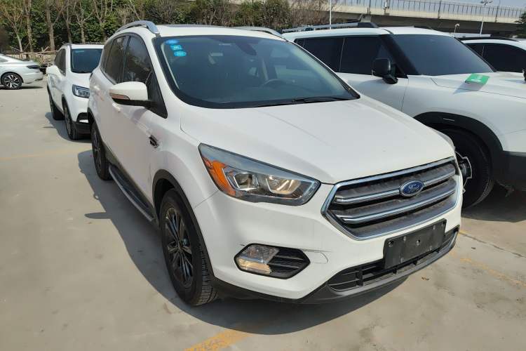 Used Ford Kuga 2019 EcoBoost 180 Two-Wheel-Drive Platinum Edition China VI Standard
