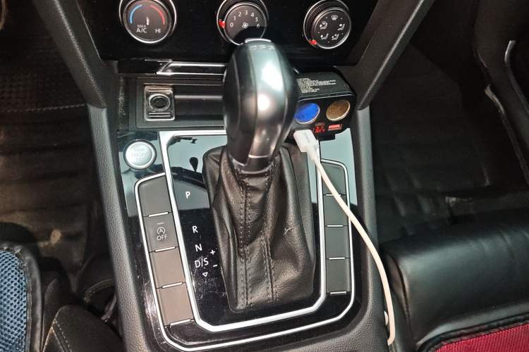 Used Volkswagen Magotan 2018 330TSI DSG Advanced Model Gear Lever