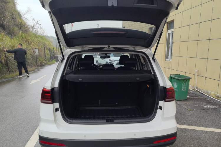 Used Volkswagen Tharu 2021 280TSI Two-Wheel Drive Comfort Edition Trunk