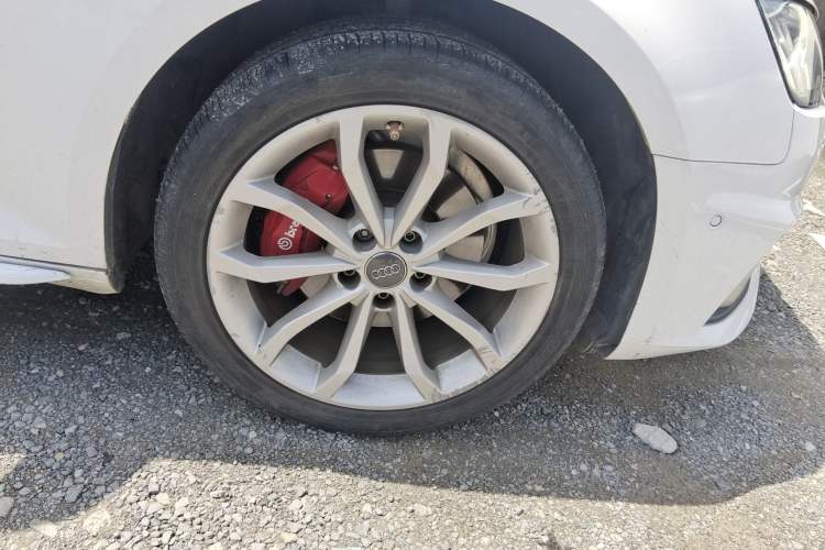 Used Audi A4L 2019 40 TFSI Fashion Edition China VI Emission Standard
