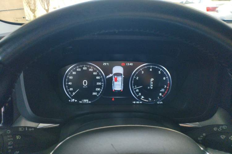 Used Volvo XC60 2019 T5 4x4 Zhiyuan Edition China VI Standard
