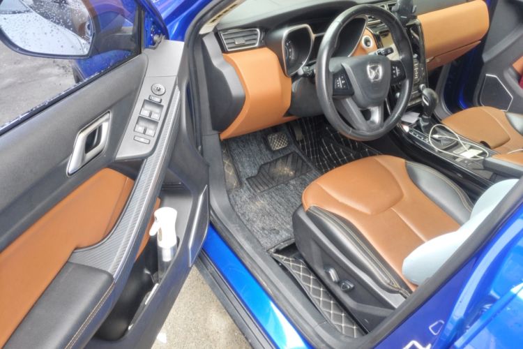 Used JMC Yusheng S330 2016 1.5L GTDi Automatic Two-Wheel Drive Prestige Edition
