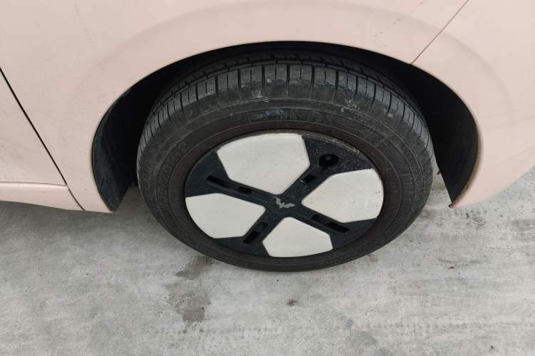 Used Wuling Hongguang MINIEV 2024 3rd Generation 215km Advanced Version
