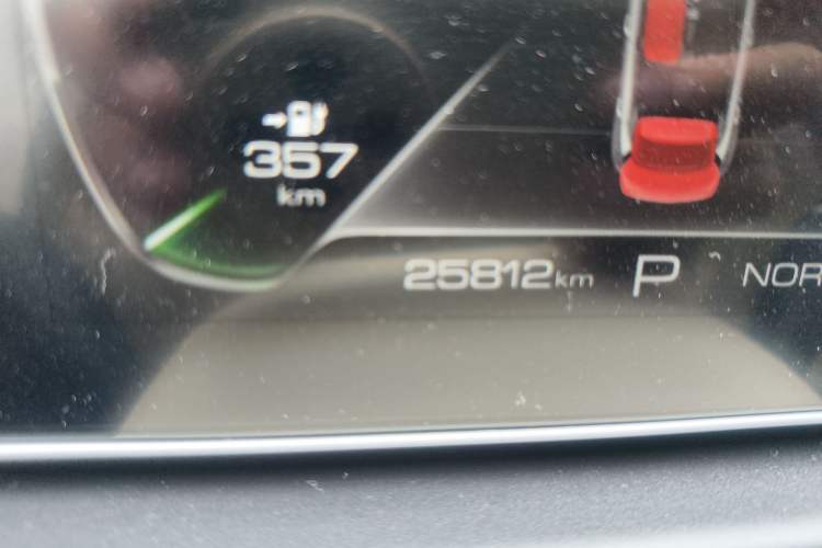 Used ORA Good Cat 2023 401 km Standard Range Luxury Version Lithium Iron Phosphate