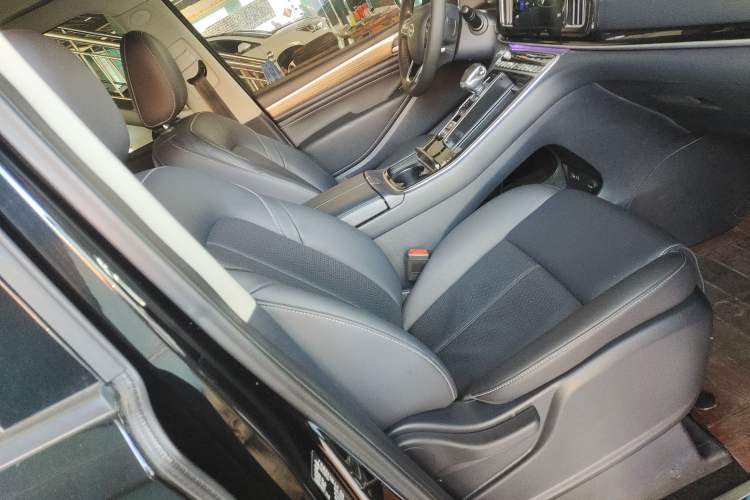 Used GAC Trumpchi M8 2021 Lingxiu Series 390T Deluxe Edition