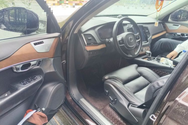 Used Volvo XC90 2019 T6 ZhiZun Edition 7-Seater China V Standard Driver Seat