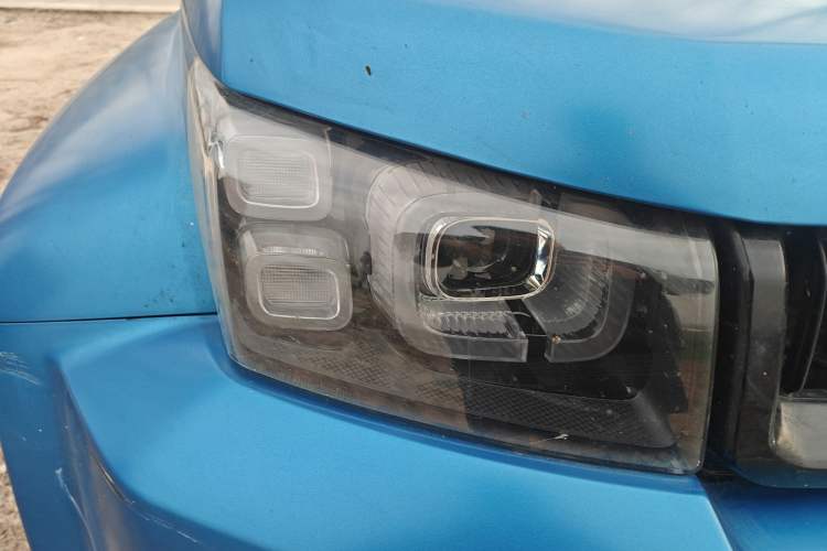 Used BAIC Off-Road BJ40 2018 40L 2.0T Manual Diesel Four-Wheel Drive Prestige Edition
