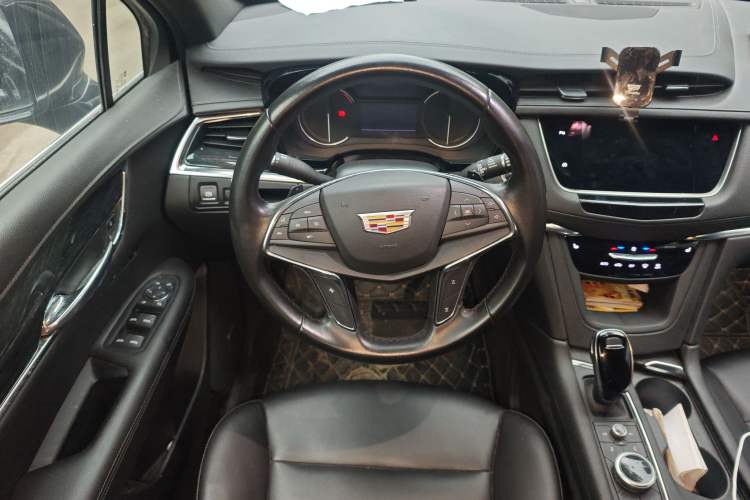 Used Cadillac XT5 2021 28T Luxury Model