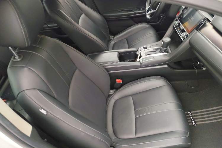 Used Honda Civic 2016 220TURBO CVT Prestige Edition
