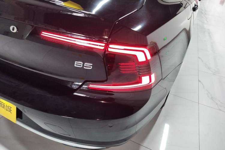 Used Volvo S90 2024 B5 Zhiyi Luxury Edition
