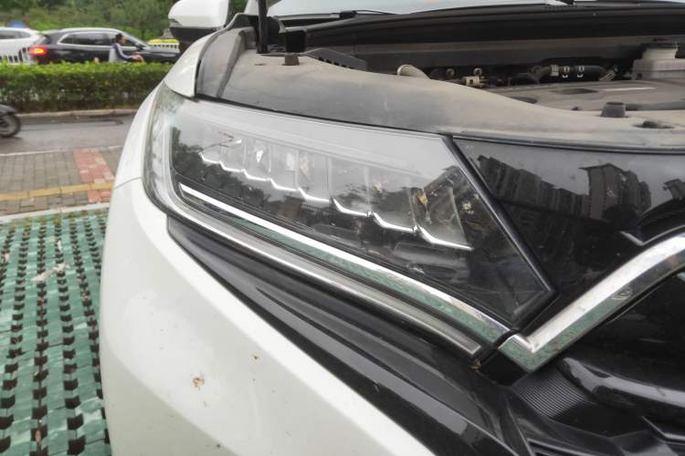 Used Honda UR-V 2020 370TURBO Two-Wheel Drive Luxury Edition Right Front Headlight