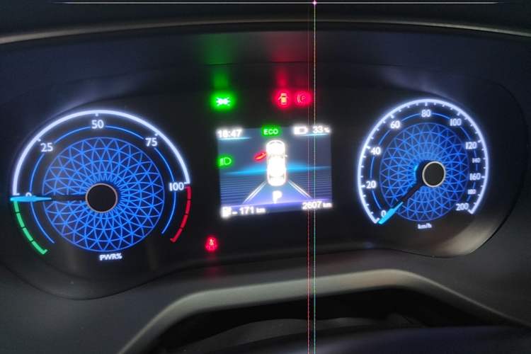 Used Hongqi E-QM5 2025 610 km PLUS