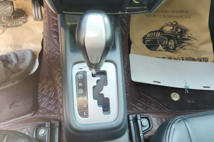 Used Suzuki Jimny 2015 1.3 AT JLX Gear Lever