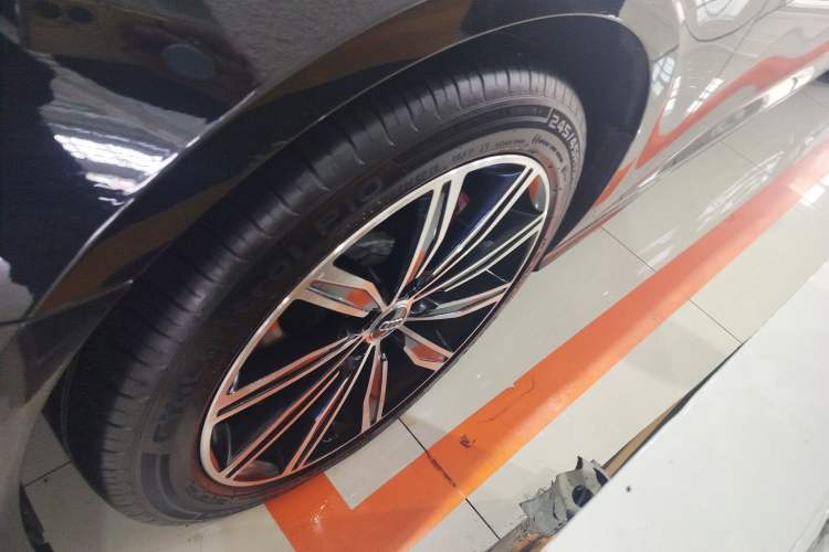 Used Audi A6L 2020 45 TFSI Prestige Dynamic Edition Left Front Wheel Hub