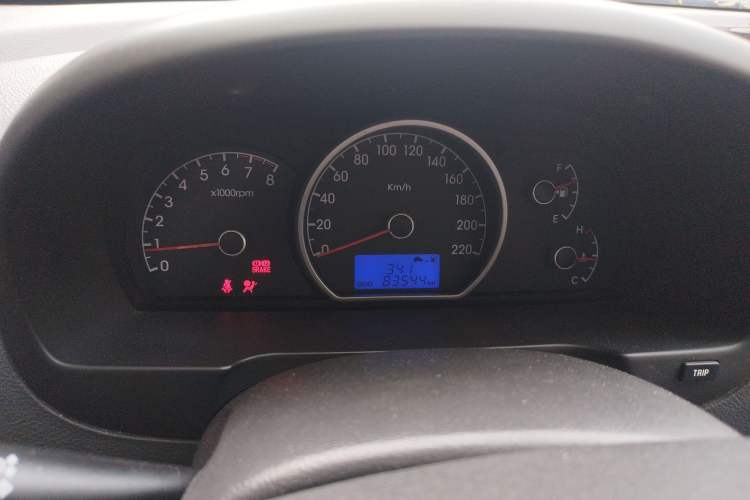 Used Hyundai Celesta 2011 1.6L Manual Luxury Model Instrument Cluster