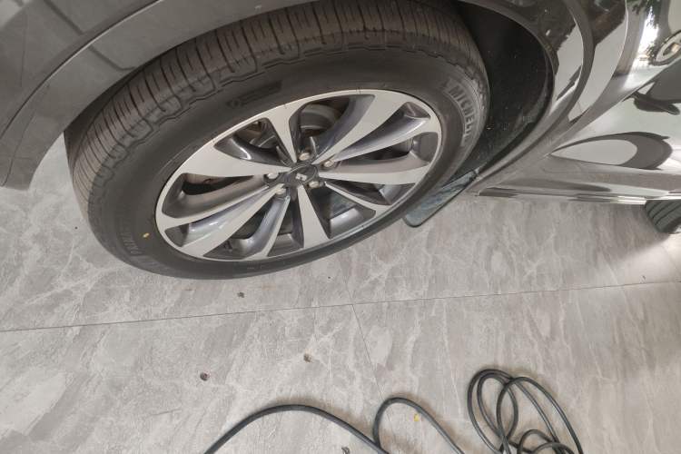 Used Li Auto ONE 2020 Extended-Range 6-Seater Version
