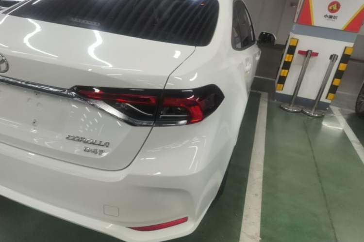 Used Toyota Corolla 2021 1.2T S-CVT Luxury Edition
