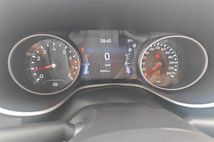 Used Jeep Compass 2017 200T Automatic Family Edition
