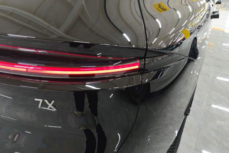 Used Zeekr 7X 2025 100kWh Long-Range All-Wheel Drive Intelligent Driving Version