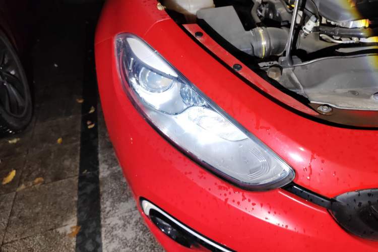 Used Fiat Ottimo 2014 1.4T Automatic Sport Edition Right Front Headlight