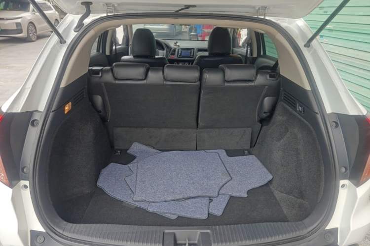 Used Honda Vezel 2017 1.5L CVT 2WD Comfort Model
