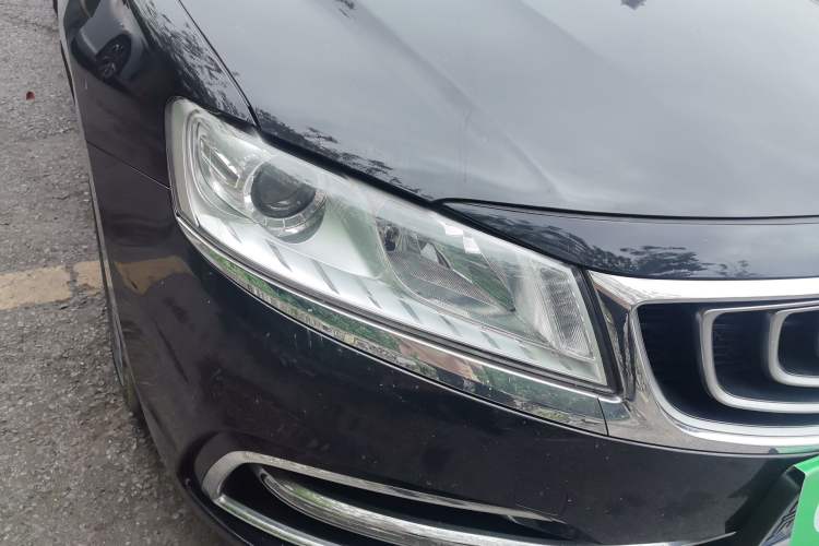 Used Geely Auto Emgrand GT 2017 1.8T Luxury Model Right Front Headlight
