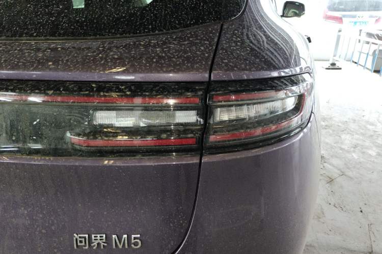 Used Hima AITO M5 2025 Extended-Range Ultra All-Wheel-Drive Version Right Rear Taillight