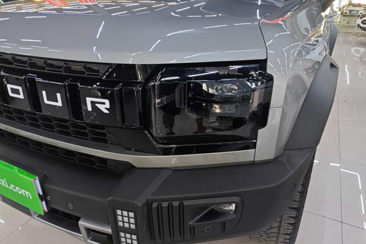 Used JETOUR Traveler 2023 2.0T All-Wheel Drive CrossPRO+