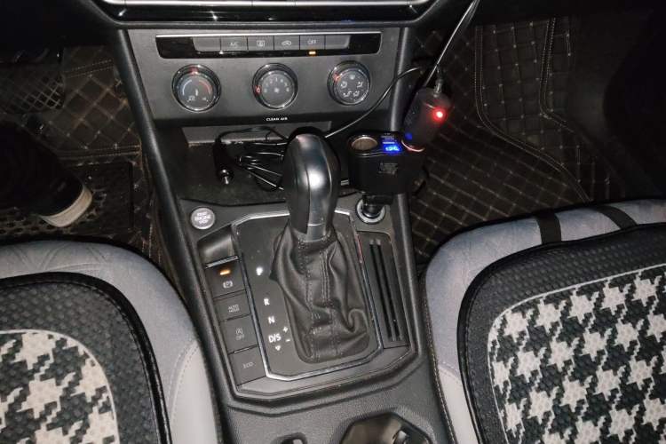 Used Volkswagen Lavida 2023 280TSI DSG Full-Comfort Edition Gear Lever