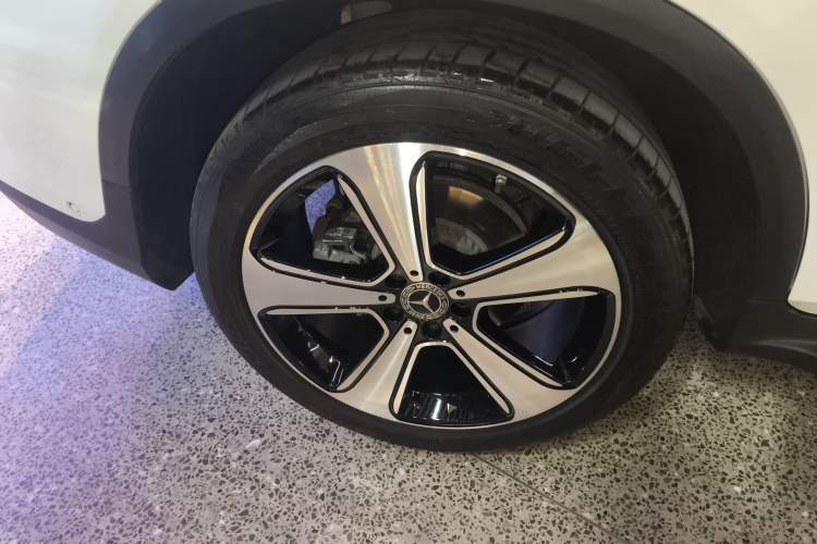 Used Mercedes-Benz GLC 2020 GLC 300 L 4MATIC Luxury Model