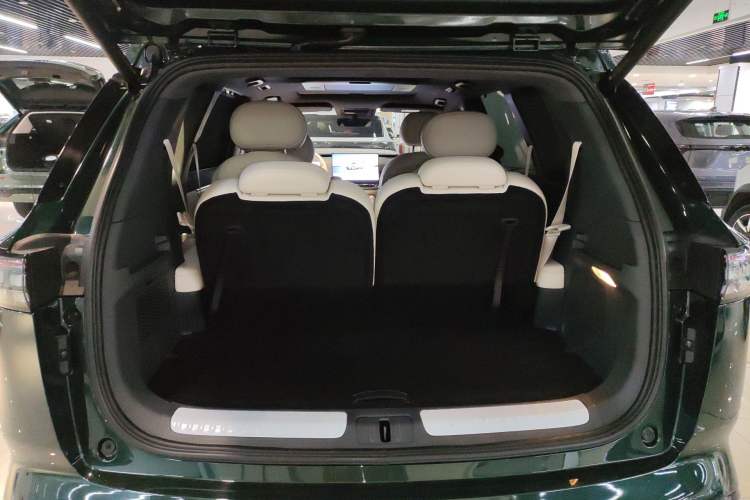 Used Dongfeng eπ eπ008 2026 Model Six-Seat Range-Extended Family Edition
