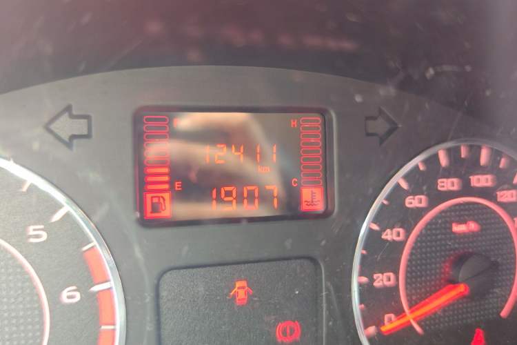 Used Wuling Hongguang V 2022 1.5L Jingqu Edition Electric-Assist LAR