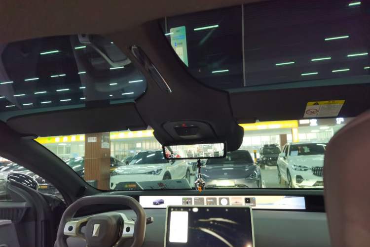 Used Avatr 12 2025 Max Extended-Range Edition
