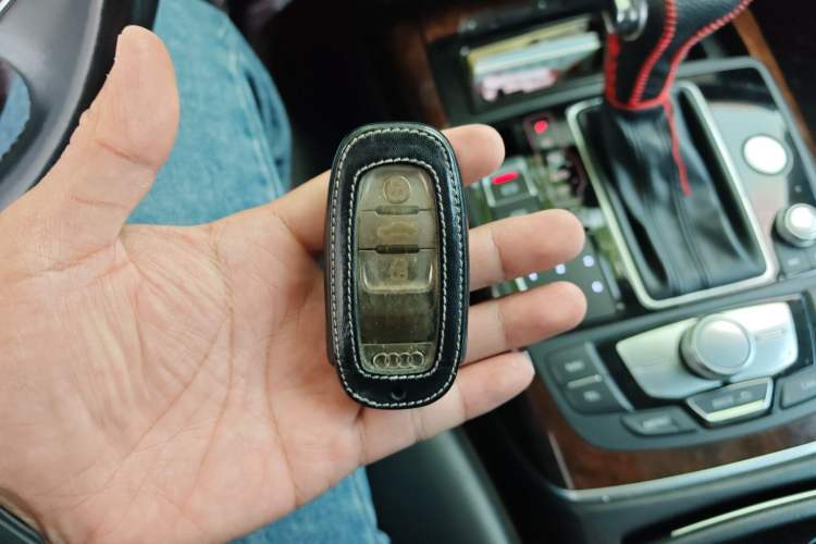 Used Audi A6L 2015 30 FSI Millionth Anniversary Comfort Model Vehicle Key