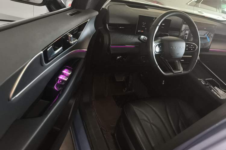 Used Chery Fengyun T9 2024 120 Long-Range Flagship Version 7 Seats Ternary Lithium