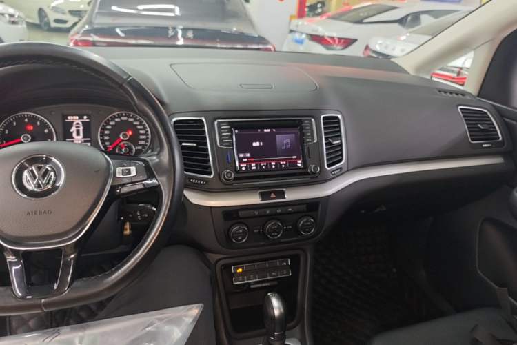 Used Volkswagen Sharan 2018 380TSI Comfort Edition 7-Seater
