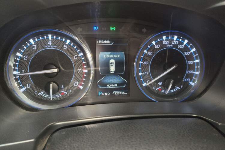 Used CHANGAN CS95 2017 2.0T Four-Wheel Drive SmartDrive Edition