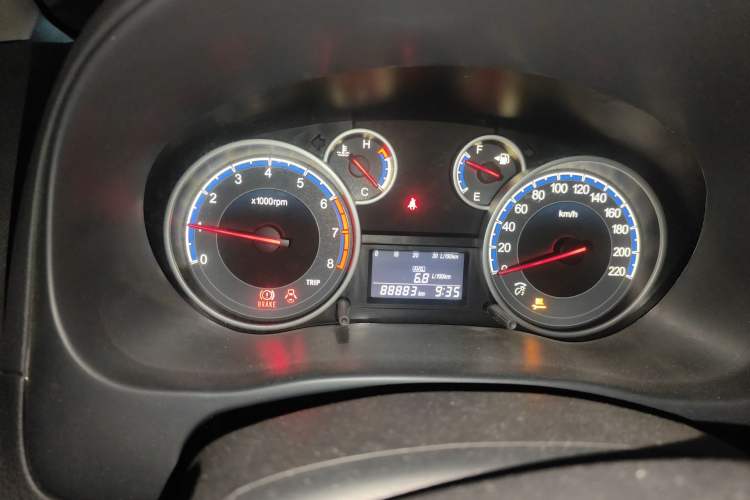 Used Suzuki SX4 2013 1.6L Manual CoolRide Model