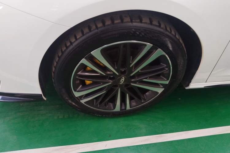 Used Chery Arrizo 8 2023 High-Performance Edition 2.0T DCT Powerfully Equipped