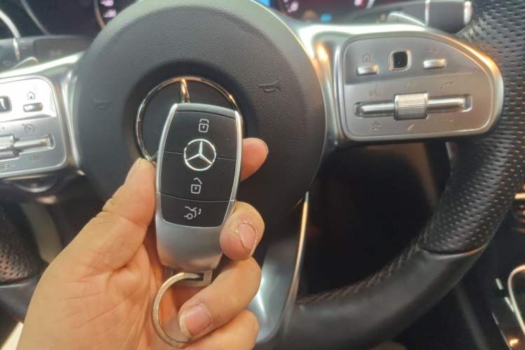 Used Mercedes-Benz C-Class 2019 C 260 Sport Edition 4MATIC Interior 1