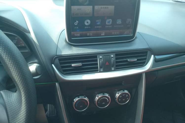 Used Mazda CX-4 2016 2.0L Manual Two-Wheel Drive Blue Sky Dynamic Edition
