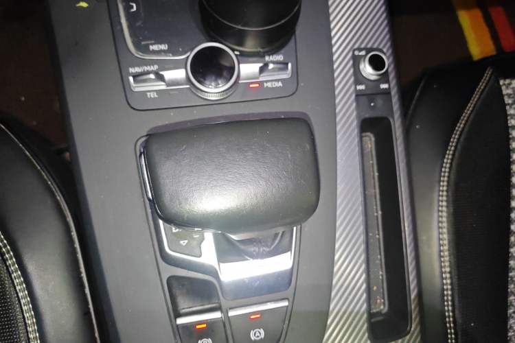 Used Audi Q5L 2018 40 TFSI Prestige Fashion Edition China VI
