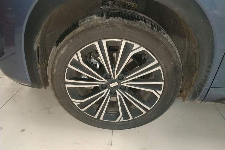 Used Geely Galaxy Galaxy Xingjian 7 EM-i 2025 120km Flagship Edition
