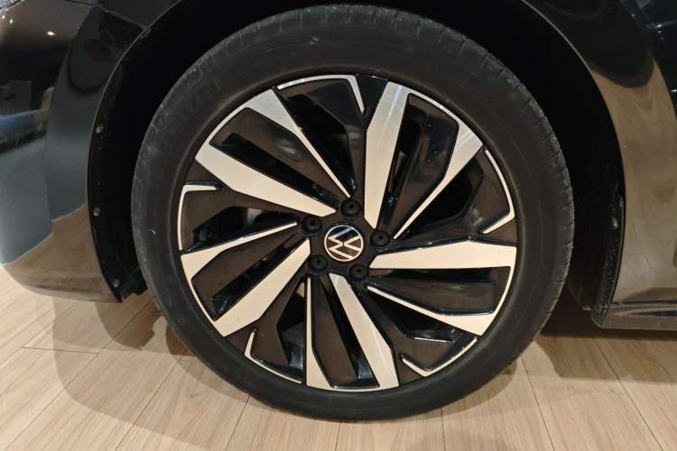 Used Volkswagen Passat 2023 330TSI Starry Elite Edition Exterior 4